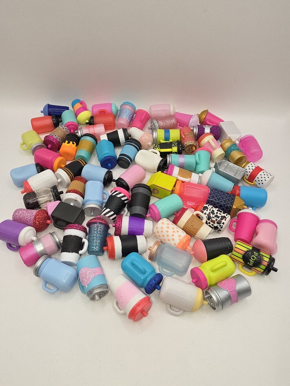 LOL Surprise Sippy Cups Water Bottles POP Mug Drinks Lot OMG Accessories - Picture 1 of 4